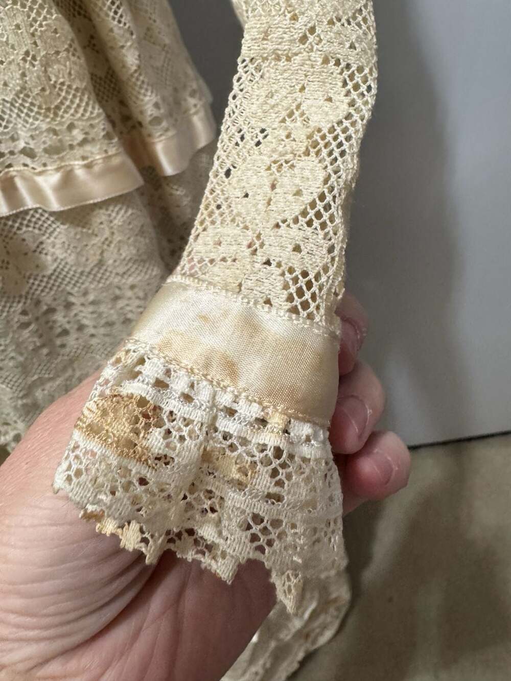 Vintage 1970s Emma Domb Victorian Revival Lace Tiered Maxi Wedding Dress Sz 11 - Picture 14 of 16